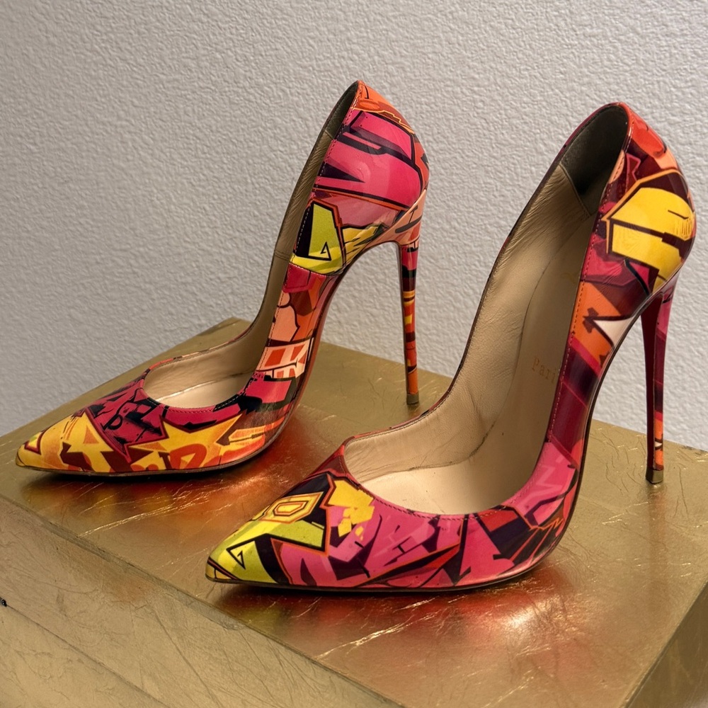 Christian Louboutin  So Kate "Metrograf" 120mm Pump